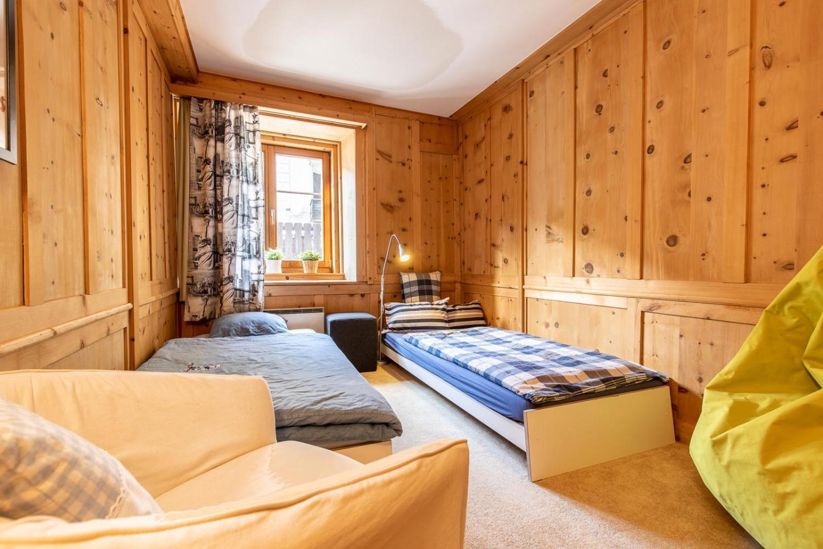 Chasa Vi Apartment *